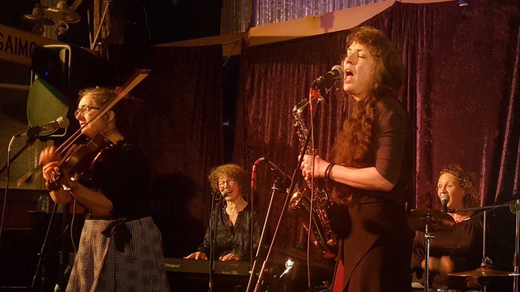 raven mavens quartette live